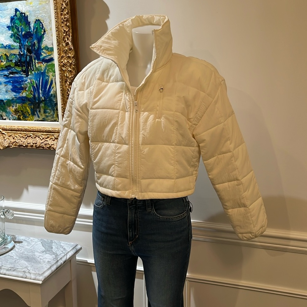 Love Tree cropped cream light weight quilted jacket